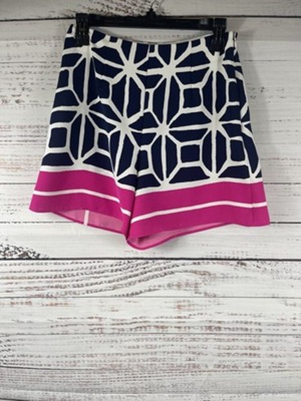 Trina Turk Shorts Womens 2 Multicolor Geometric Pleated Chino Lined Summer